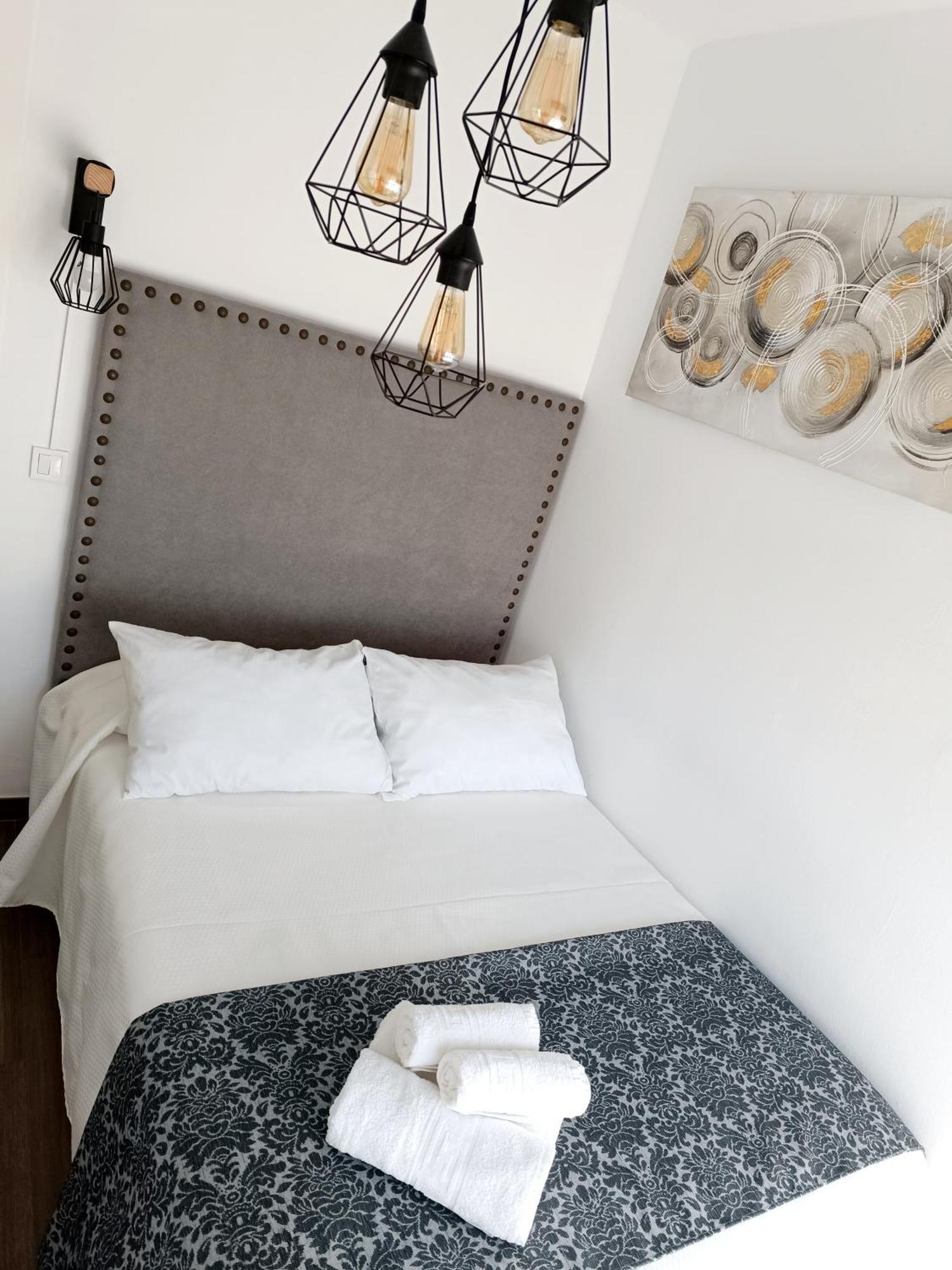 Hostal Casa Blanca เซบีญา ภายนอก รูปภาพ