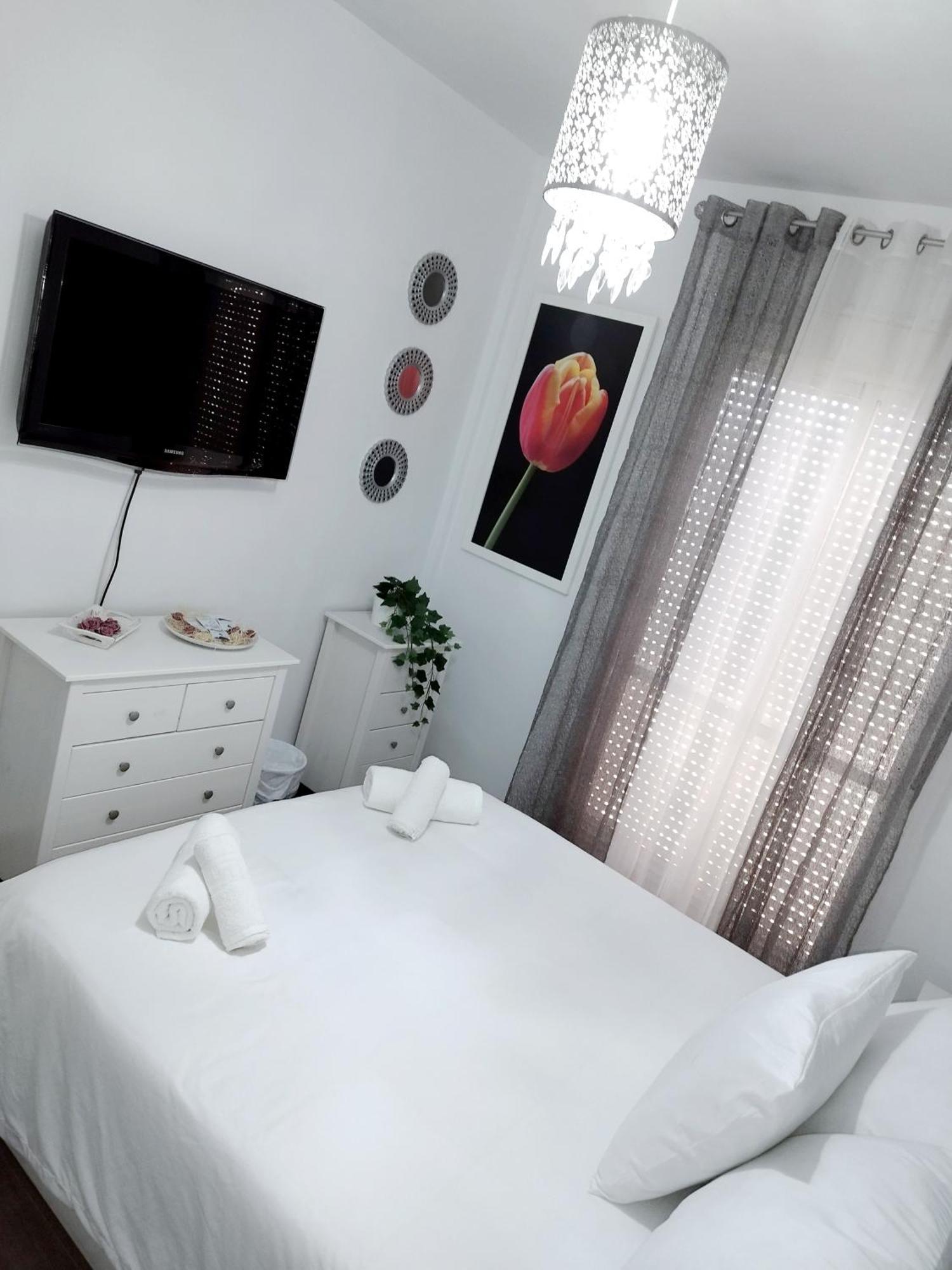 Hostal Casa Blanca เซบีญา ภายนอก รูปภาพ